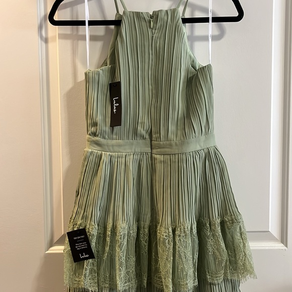 Lulus Came For Cocktails Sage Green Pleated Tiered Lace Maxi Dress - Size XS - Picture 3 of 4